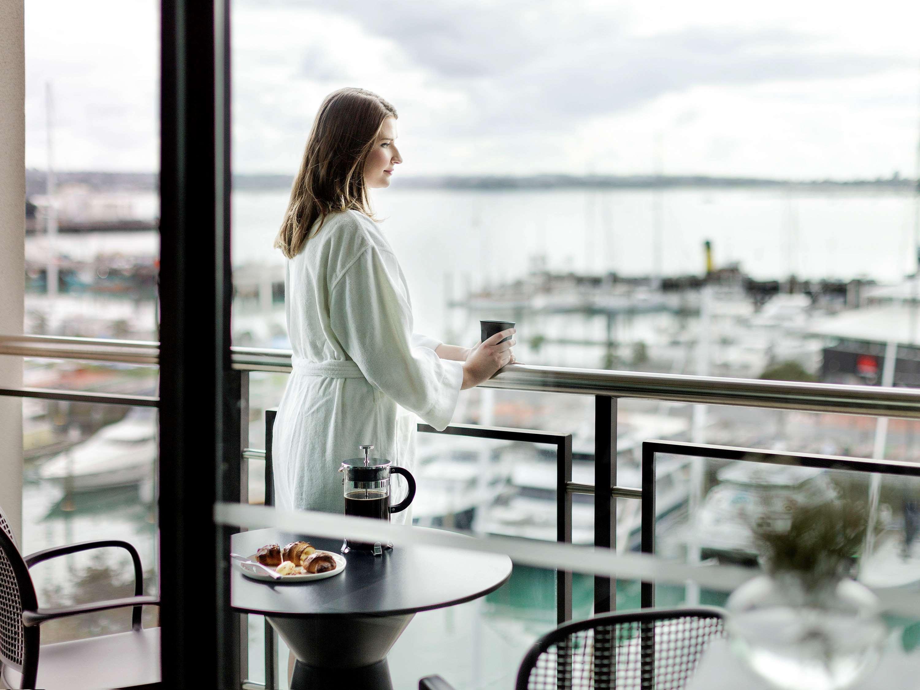 The Sebel Auckland Viaduct Harbour Hotel Екстериор снимка